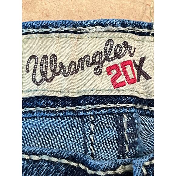 Wrangler 20X Women’s 18R Blue Straight Leg Denim Jeans 5 Pocket Western Style - Picture 3 of 8
